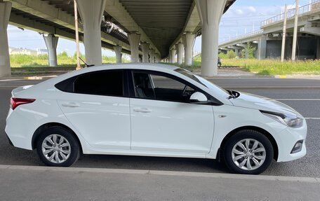Hyundai Solaris II рестайлинг, 2019 год, 1 250 000 рублей, 4 фотография