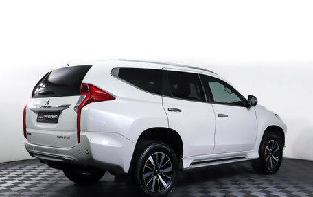 Mitsubishi Pajero Sport III рестайлинг, 2016 год, 2 990 000 рублей, 5 фотография