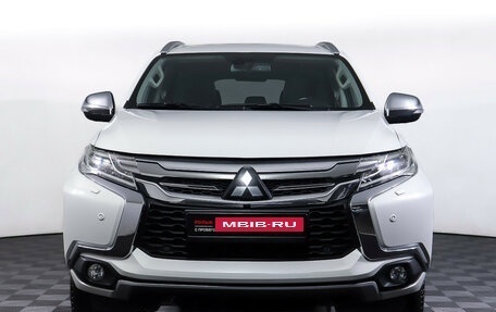 Mitsubishi Pajero Sport III рестайлинг, 2016 год, 2 990 000 рублей, 2 фотография