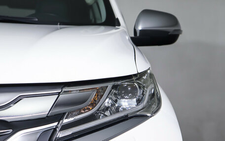 Mitsubishi Pajero Sport III рестайлинг, 2016 год, 2 990 000 рублей, 27 фотография