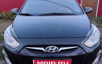 Hyundai Solaris II рестайлинг, 2011 год, 600 000 рублей, 1 фотография