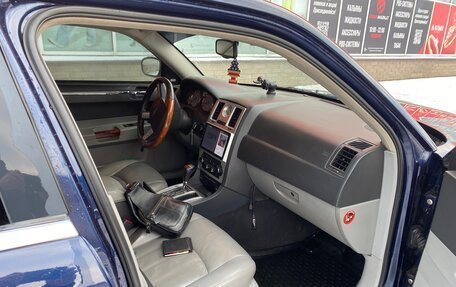 Chrysler 300C II, 2006 год, 999 999 рублей, 11 фотография