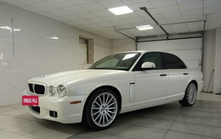 Jaguar XJ III (X350), 2008 год, 4 200 000 рублей, 18 фотография
