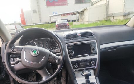 Skoda Octavia, 2011 год, 820 000 рублей, 2 фотография
