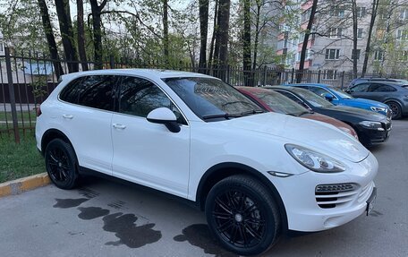 Porsche Cayenne III, 2010 год, 3 000 000 рублей, 2 фотография