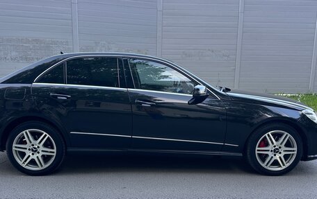 Mercedes-Benz E-Класс, 2010 год, 1 400 000 рублей, 4 фотография