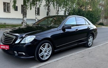 Mercedes-Benz E-Класс, 2010 год, 1 400 000 рублей, 11 фотография