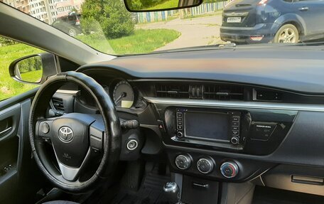 Toyota Corolla, 2014 год, 1 100 000 рублей, 3 фотография