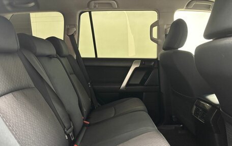 Toyota Land Cruiser Prado 150 рестайлинг 2, 2015 год, 2 987 000 рублей, 13 фотография