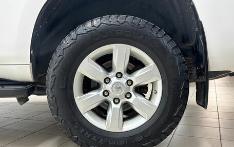 Toyota Land Cruiser Prado 150 рестайлинг 2, 2015 год, 2 987 000 рублей, 19 фотография