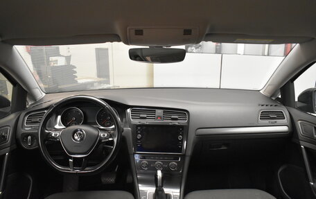 Volkswagen Golf VII, 2017 год, 1 599 000 рублей, 9 фотография