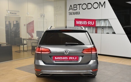 Volkswagen Golf VII, 2017 год, 1 599 000 рублей, 6 фотография