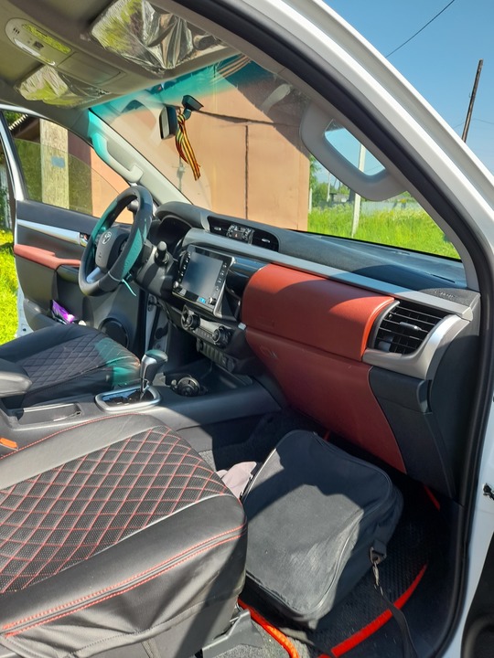 Toyota Hilux VIII, 2024 год, 5 800 000 рублей, 5 фотография