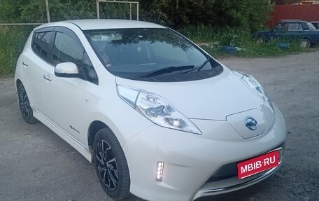 Nissan Leaf I, 2014 год, 740 000 рублей, 1 фотография