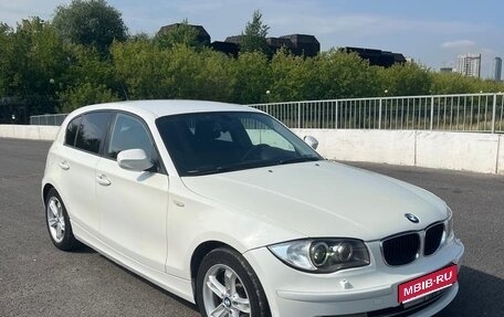 BMW 1 серия, 2010 год, 760 000 рублей, 1 фотография