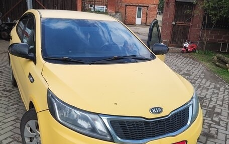 KIA Rio III рестайлинг, 2013 год, 490 000 рублей, 11 фотография