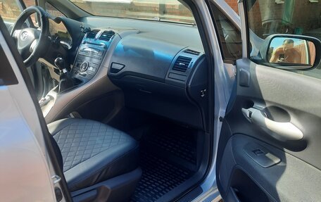 Toyota Auris II, 2008 год, 850 000 рублей, 8 фотография