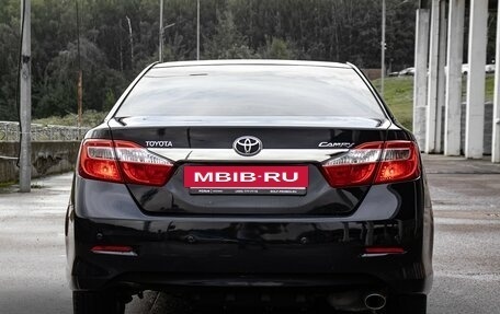 Toyota Camry, 2013 год, 1 690 000 рублей, 6 фотография
