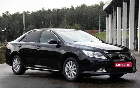 Toyota Camry, 2013 год, 1 690 000 рублей, 3 фотография