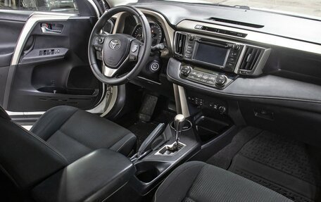 Toyota RAV4, 2014 год, 1 849 000 рублей, 11 фотография