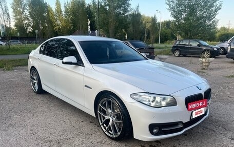 BMW 5 серия, 2016 год, 2 500 000 рублей, 2 фотография