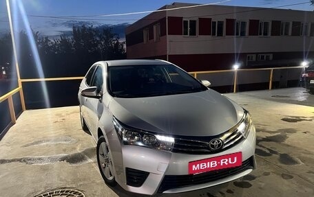 Toyota Corolla, 2013 год, 1 240 000 рублей, 3 фотография