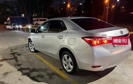 Toyota Corolla, 2013 год, 1 240 000 рублей, 2 фотография