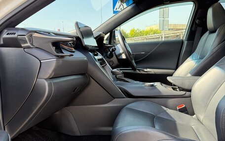Toyota Harrier, 2021 год, 4 150 000 рублей, 15 фотография