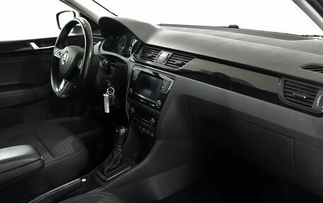 Skoda Rapid I, 2018 год, 1 070 000 рублей, 13 фотография
