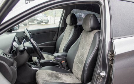 Hyundai Solaris II рестайлинг, 2016 год, 960 000 рублей, 10 фотография