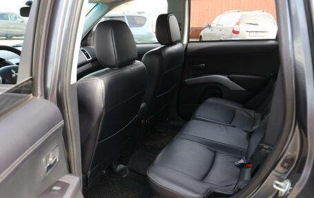 Mitsubishi Outlander III рестайлинг 3, 2011 год, 1 450 000 рублей, 11 фотография