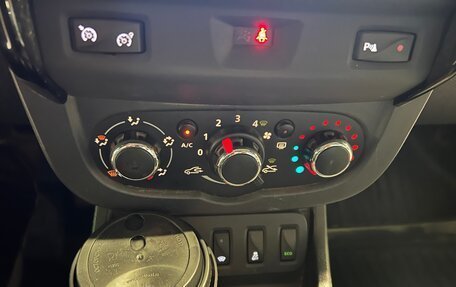 Renault Duster I рестайлинг, 2019 год, 1 250 000 рублей, 15 фотография