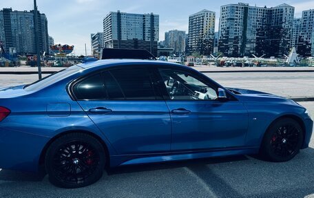 BMW 3 серия, 2018 год, 2 450 000 рублей, 6 фотография
