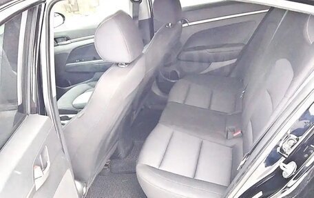 Hyundai Elantra VI рестайлинг, 2017 год, 1 600 000 рублей, 9 фотография
