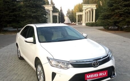 Toyota Camry, 2016 год, 1 650 000 рублей, 4 фотография