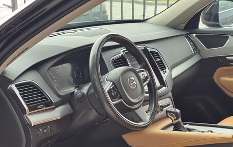 Volvo XC90 II рестайлинг, 2015 год, 2 800 000 рублей, 2 фотография
