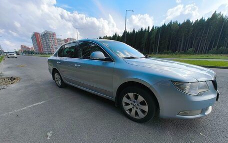 Skoda Superb III рестайлинг, 2010 год, 900 000 рублей, 7 фотография