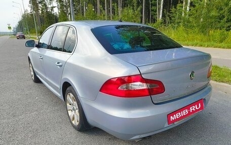 Skoda Superb III рестайлинг, 2010 год, 900 000 рублей, 5 фотография