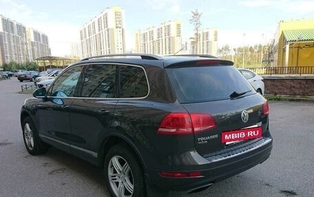 Volkswagen Touareg III, 2011 год, 1 700 000 рублей, 6 фотография
