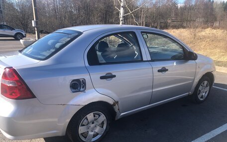 Chevrolet Aveo III, 2010 год, 339 000 рублей, 2 фотография