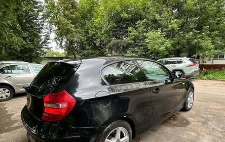 BMW 1 серия, 2011 год, 1 075 000 рублей, 4 фотография