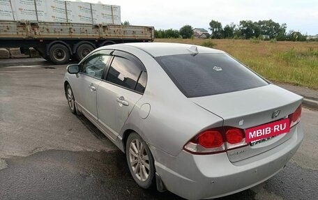 Honda Civic VIII, 2007 год, 700 000 рублей, 3 фотография