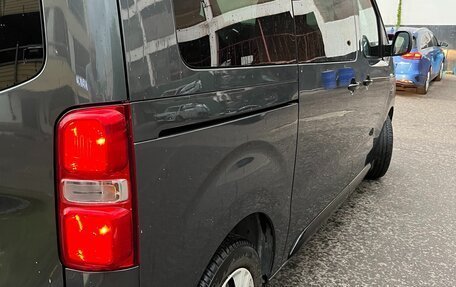 Peugeot Traveller I, 2019 год, 2 580 000 рублей, 9 фотография