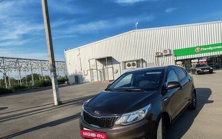 KIA Rio III рестайлинг, 2015 год, 1 000 060 рублей, 3 фотография