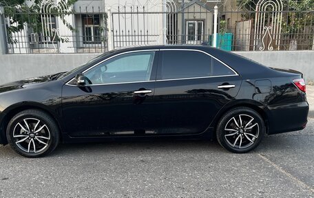 Toyota Camry, 2017 год, 2 300 000 рублей, 14 фотография