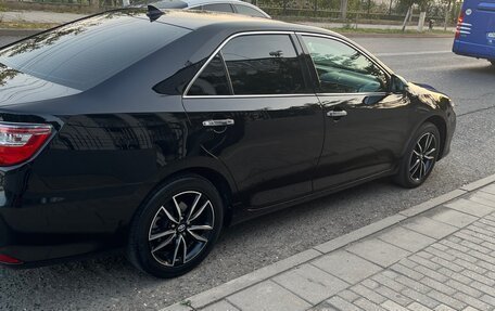 Toyota Camry, 2017 год, 2 300 000 рублей, 13 фотография