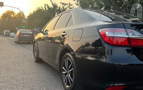 Toyota Camry, 2017 год, 2 300 000 рублей, 9 фотография