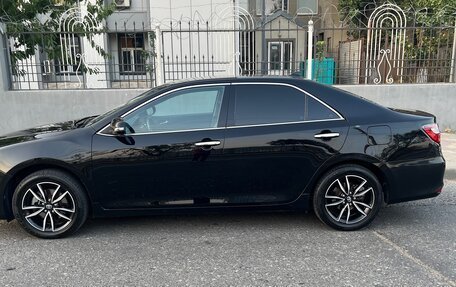 Toyota Camry, 2017 год, 2 300 000 рублей, 15 фотография