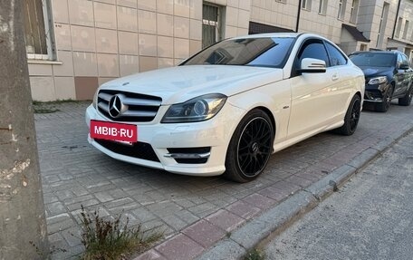 Mercedes-Benz C-Класс, 2011 год, 1 240 000 рублей, 4 фотография