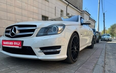 Mercedes-Benz C-Класс, 2011 год, 1 240 000 рублей, 3 фотография